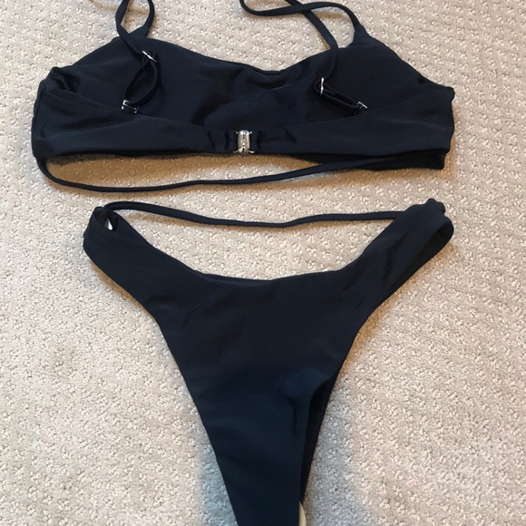 Gemma bikini - Picture 3 of 3